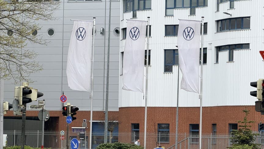 Volkswagen'in istihdam ve fabrika kapatma planlarına sendikalardan tepki