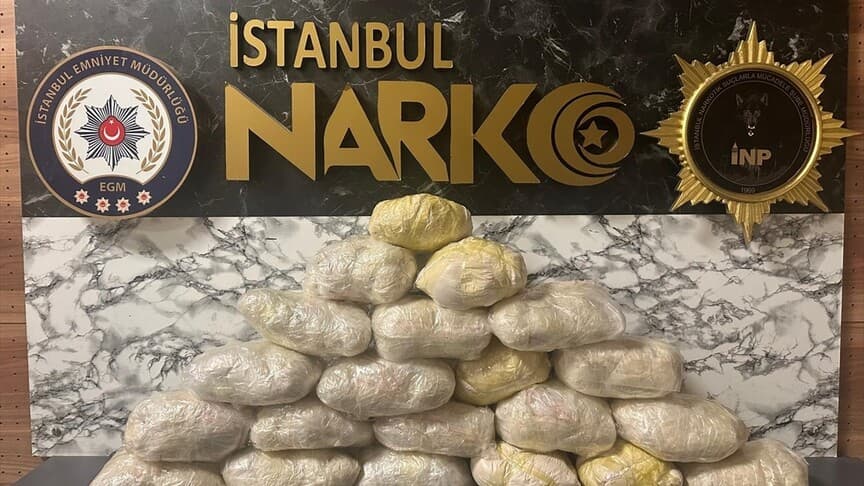 İstanbul'da otomobilde 21 kilo 600 gram eroin bulundu