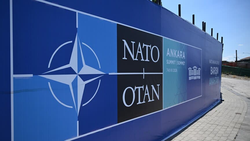 NATO Zirvesi'nde yabancı heyetlere turizm polisleri rehberlik edecek