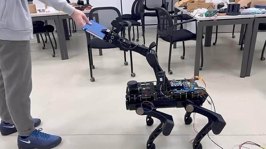 Türk mühendis adayları yerli robotik sistemlerle eğitim alıyor