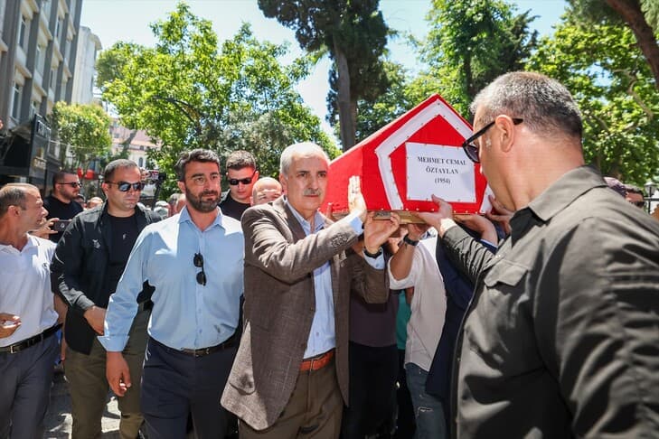 TBMM Başkanı Kurtulmuş, Öztaylan'ın cenaze törenine katıldı