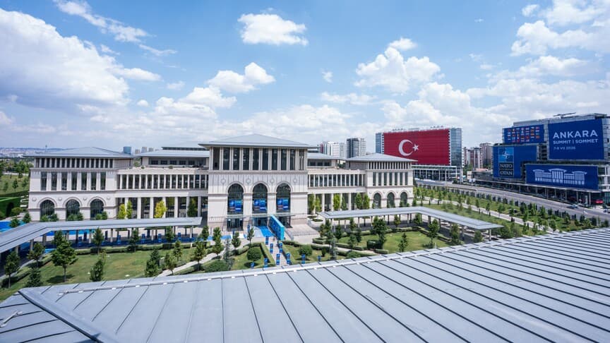 NATO Zirvesi Türkiye'nin Diplomatik Rolünü Güçlendirdi