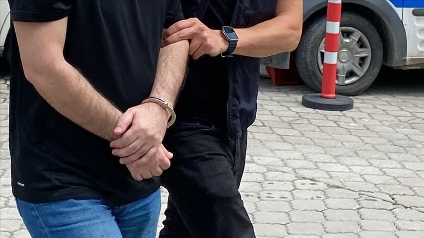 İstanbul'da düzenlenen dolandırıcılık operasyonunda 11 kişi yakalandı