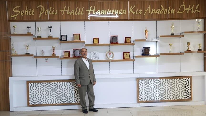 Van'da 15 Temmuz şehidi Halil Hamuryen'in anısı yaşatılıyor