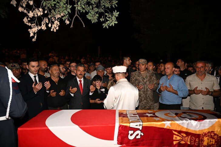 Şanlıurfa'da kalp krizi geçiren jandarma uzman çavuşun cenazesi Şırnak'ta defnedildi