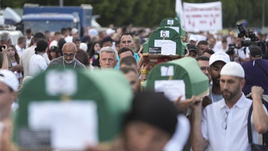 Srebrenitsa Soykırımı'nda 10 kurban bugün defnedilecek
