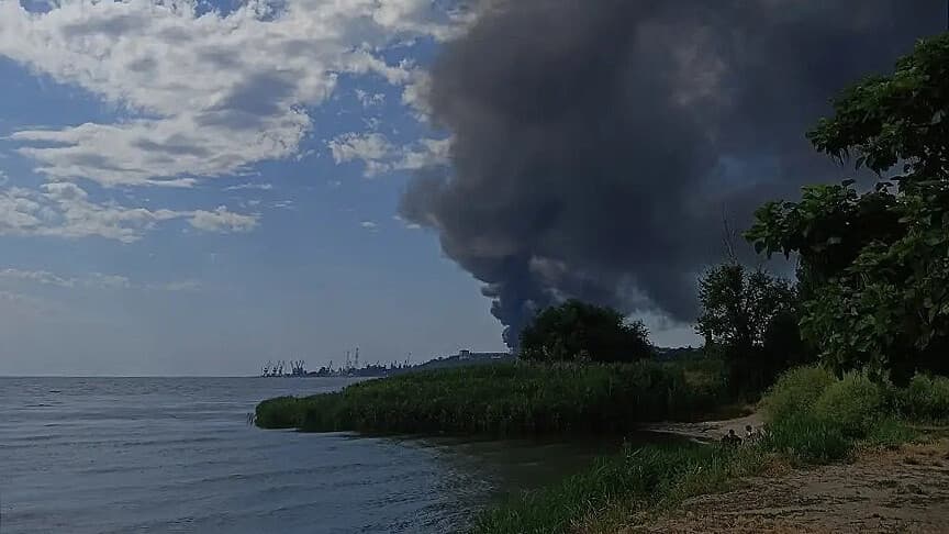Taganrog Körfezi'nde 4 gemiye İHA saldırısı düzenlendi