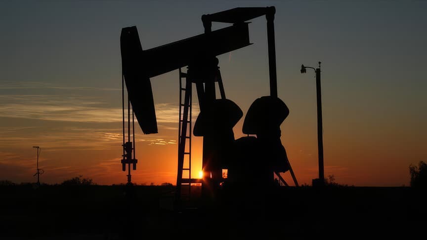 Petrol fiyatları, ABD'nin İran'a saldırıları sonrası yüzde 5 yükseldi