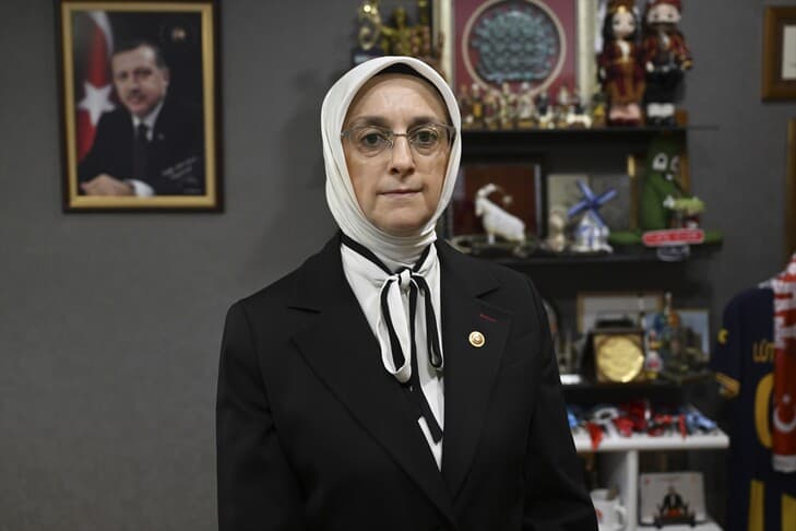 AK Parti Milletvekili Çam, 15 Temmuz darbe girişimini değerlendirdi