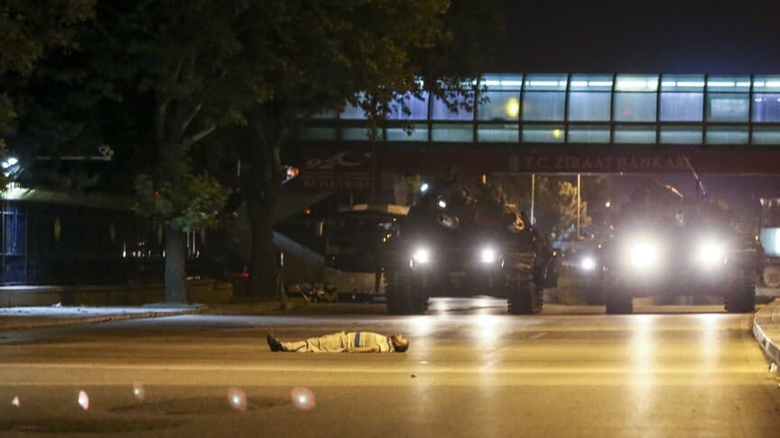 FETÖ'cü askerlerin ifadeleri darbe girişimini aydınlatıyor