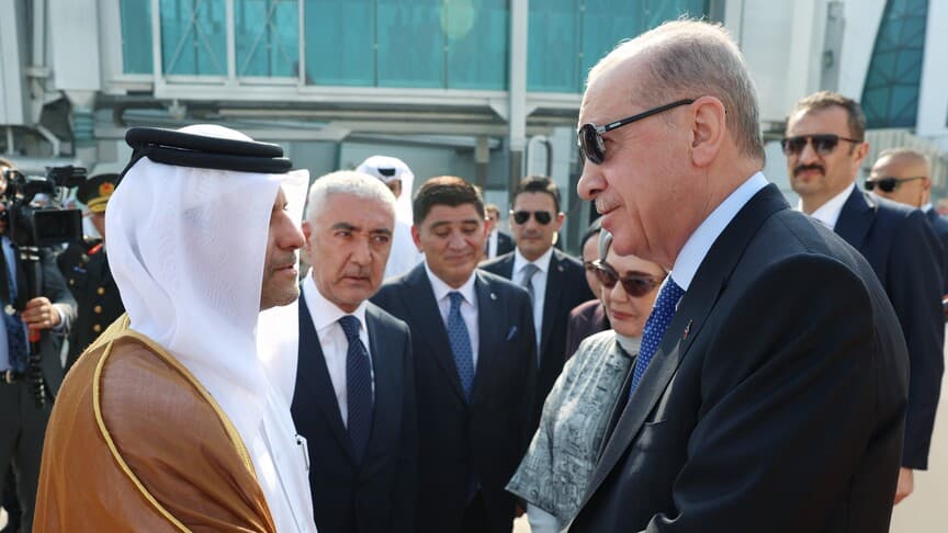 Cumhurbaşkanı Erdoğan, Katar'ın Doha kentine ulaştı