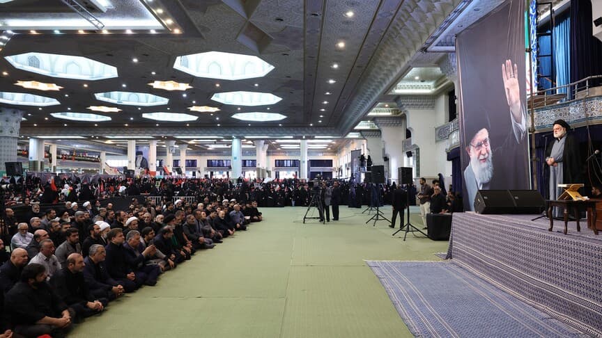 Tahran'da İran'ın eski lideri Hamaney için anma töreni yapıldı