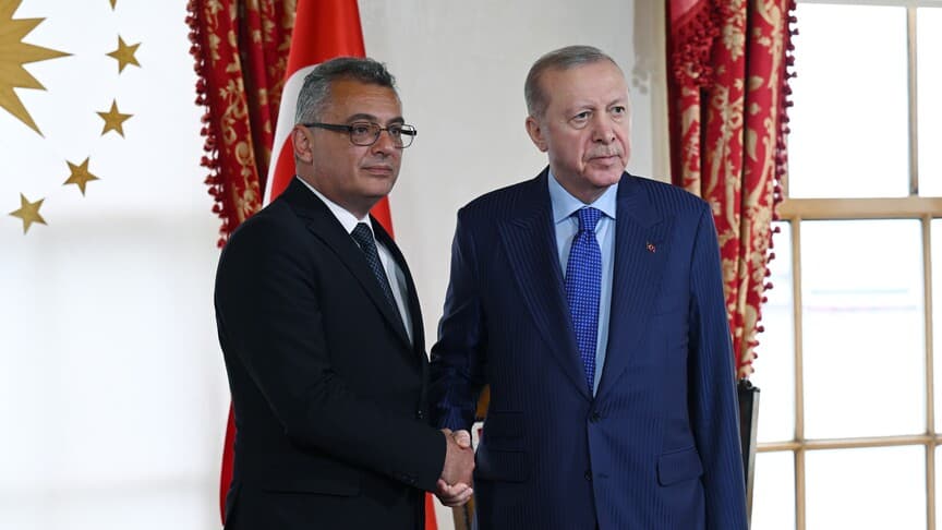 Cumhurbaşkanı Erdoğan, KKTC Cumhurbaşkanı Erhürman'a geçmiş olsun dileklerini iletti