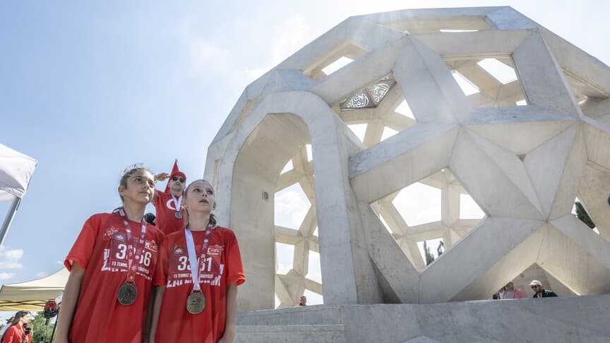 15 Temmuz Şehitler Makamı ve Hafıza 15 Temmuz Müzesi'ne ziyaretler başladı