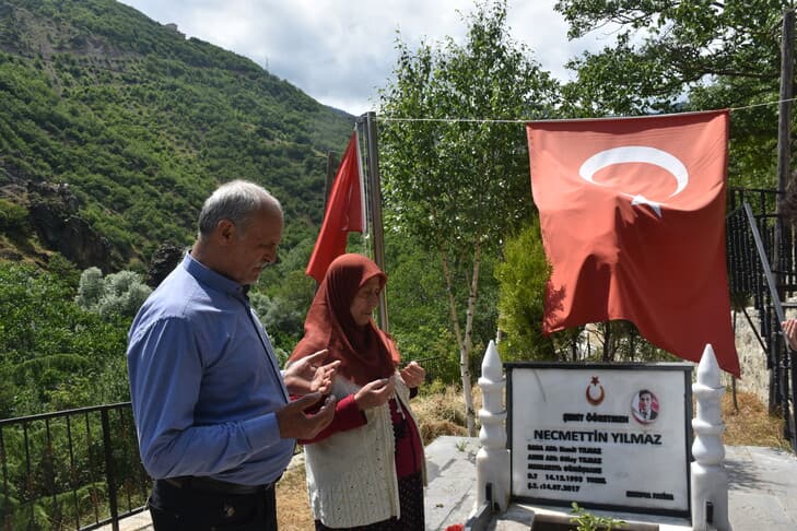Şehit öğretmen Necmettin Yılmaz'ın ailesinin acısı devam ediyor