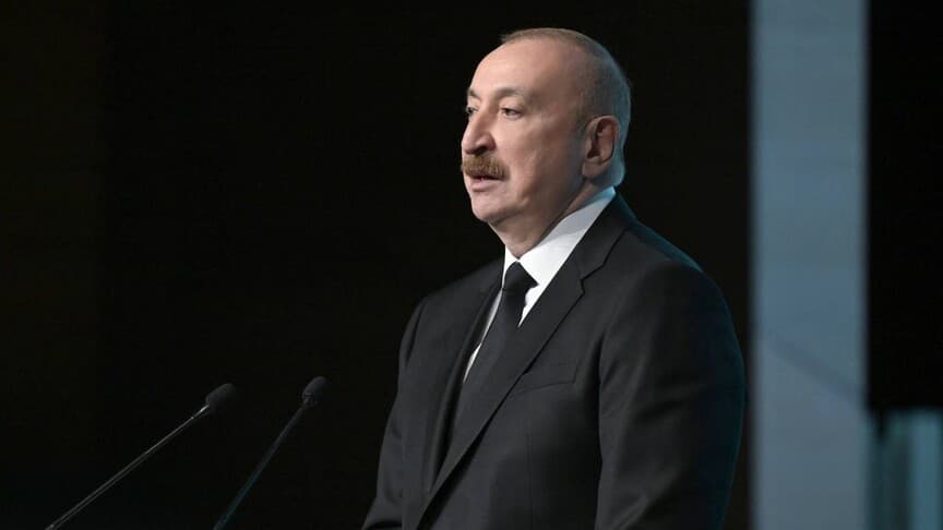 Aliyev, Erdoğan'ın liderliğinin Türkiye'yi büyük felaketlerden koruduğunu söyledi