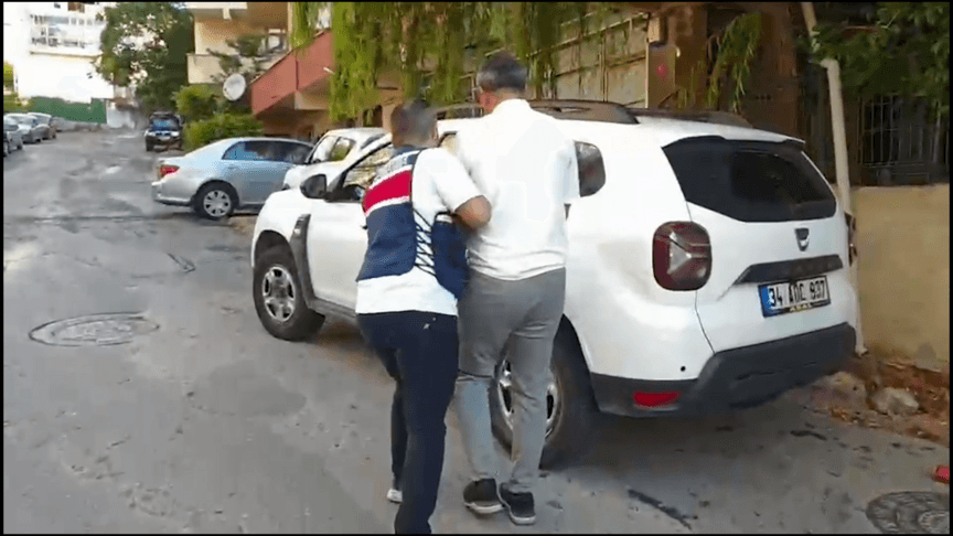 Ahbap Derneği soruşturmasında 14 kişi tutuklandı