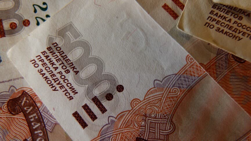 Rusya 2026 bütçe harcama planını 1 trilyon ruble artırdı
