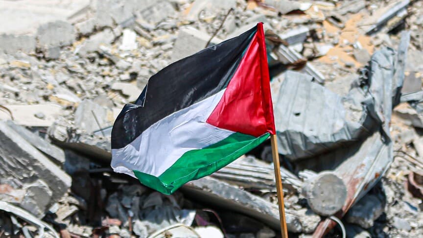 Hamas Gazze'deki hükümeti feshetti, ateşkes süreci tartışılıyor