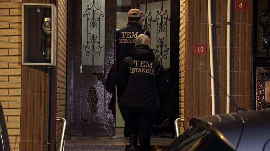 FETÖ operasyonunda 16 kişi tutuklandı