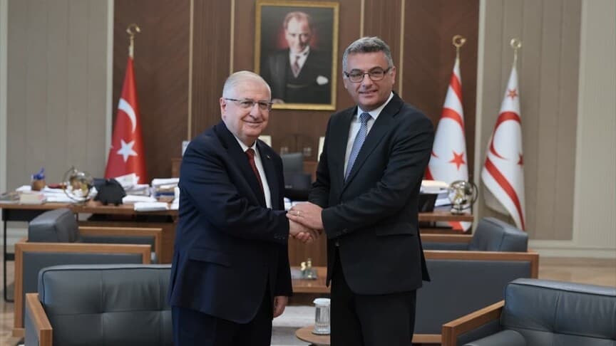 KKTC Cumhurbaşkanı Erhürman, Savunma Bakanı Güler'i ağırladı