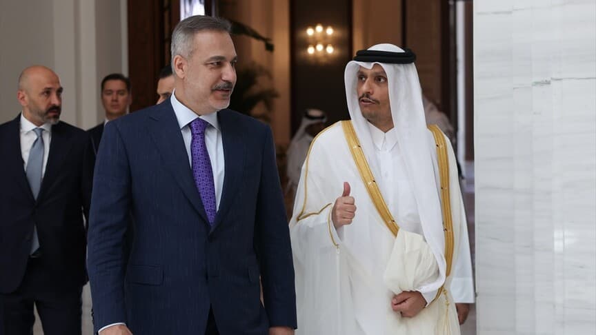 Bakan Fidan, Katar Dışişleri Bakanı Al Sani ile Doha'da buluştu
