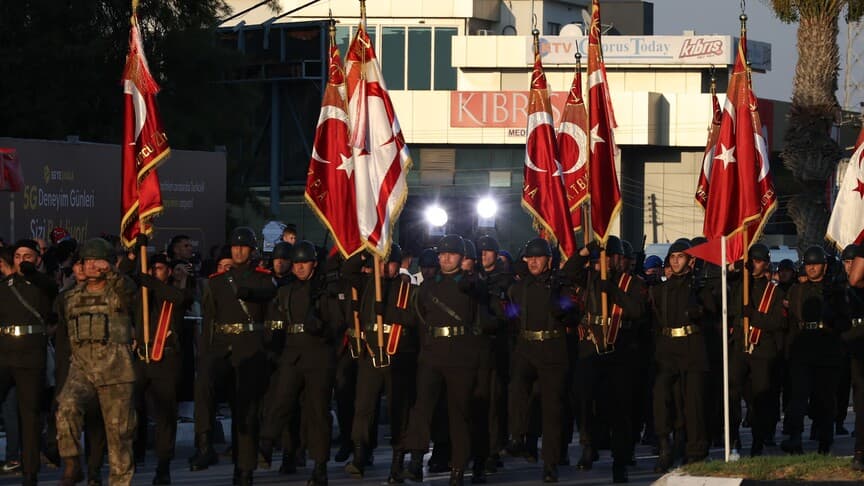 KKTC'de Kıbrıs Barış Harekatı'nın 52. yılı için resmi tören gerçekleştirildi