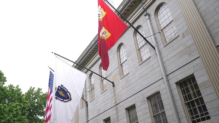 ABD Adalet Bakanlığı, Harvard'daki yabancı bağışları araştırıyor