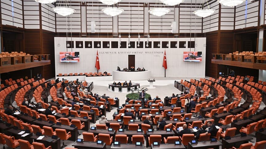 TBMM'de en düşük emekli aylığının artırılması için kanun teklifi görüşüldü