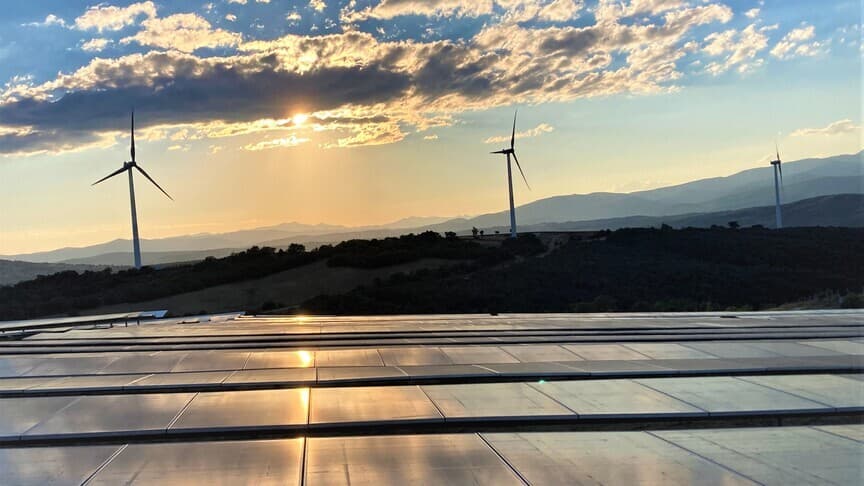 Güneş ve rüzgar enerjisi kapasitesi artarken esneklik ihtiyacı yükseliyor