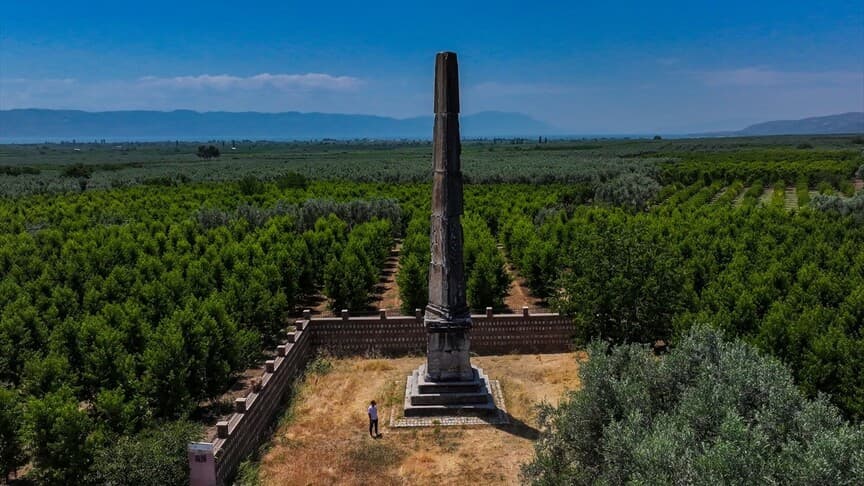 İznik'teki 2 bin yıllık anıt mezar kültür turizmine katkı sağlıyor