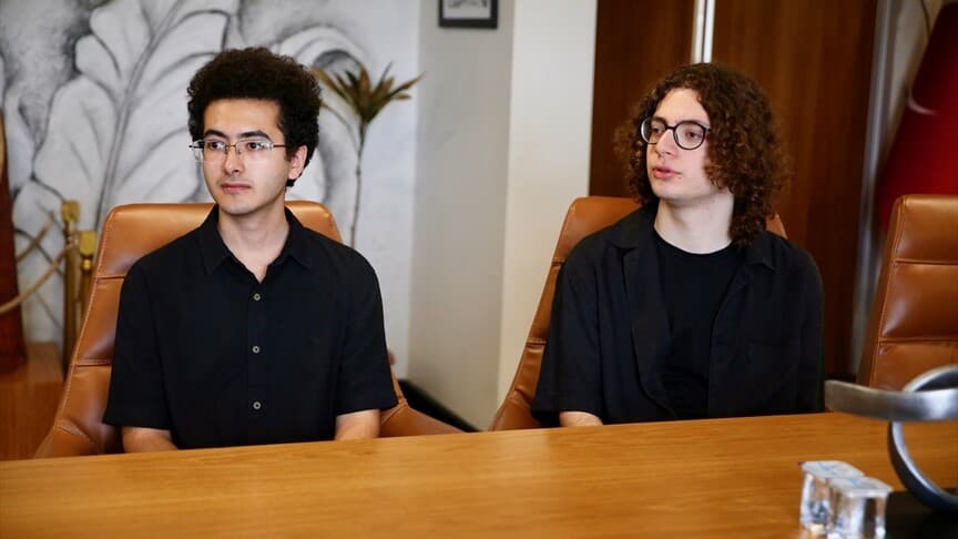 TÜBİTAK Fen Lisesi öğrencileri YKS'de ilk 100'e girdi