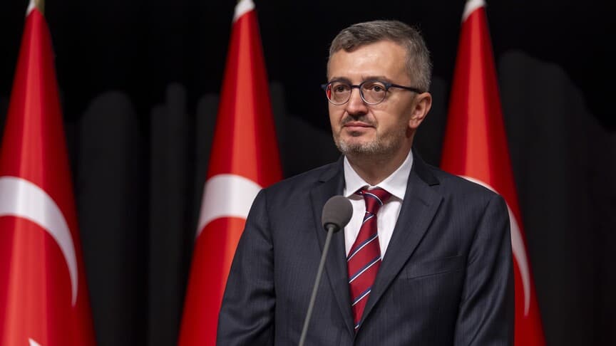İletişim Başkanı Duran, 8. kuruluş yıl dönümünü kutladı