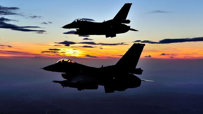 NATO, Romanya hava sahasında İHA düşüren F-16'nın NATO komutasında görev yaptığını açıkladı