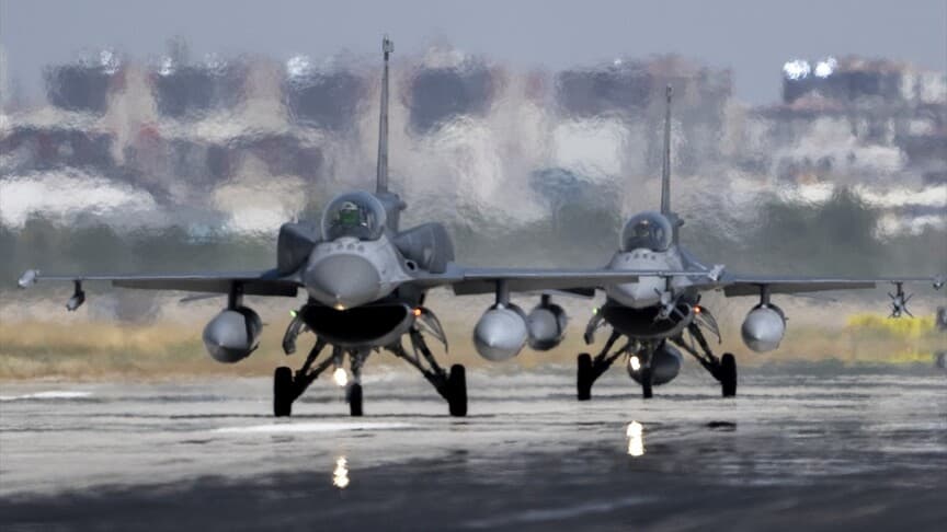 Türk F-16'lar Baltık'ta 24 saat alarmda olacak