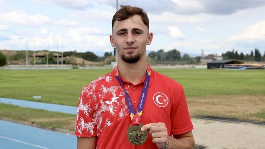 Genç milli atlet dünya rekorunu hedefliyor