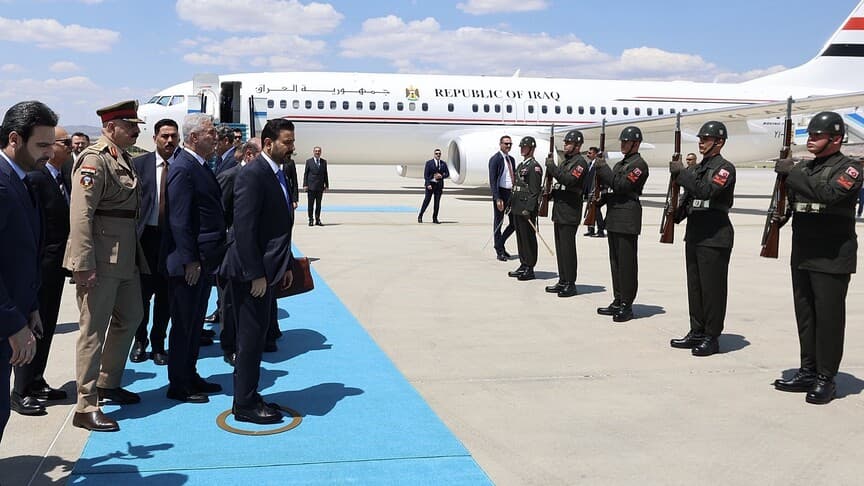Irak Başbakanı Zeydi, resmi ziyaret için Ankara'ya geldi