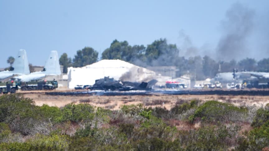 F-35B savaş uçağı San Diego'daki askeri üsse düştü
