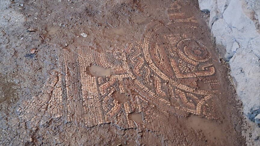 Mardin'de tarihi eser operasyonunda 1500 yıllık mozaik bulundu