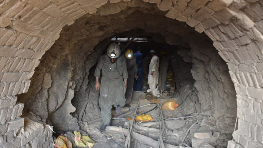 Pakistan'daki kömür madeni çökmesinde ölü sayısı 34'e ulaştı