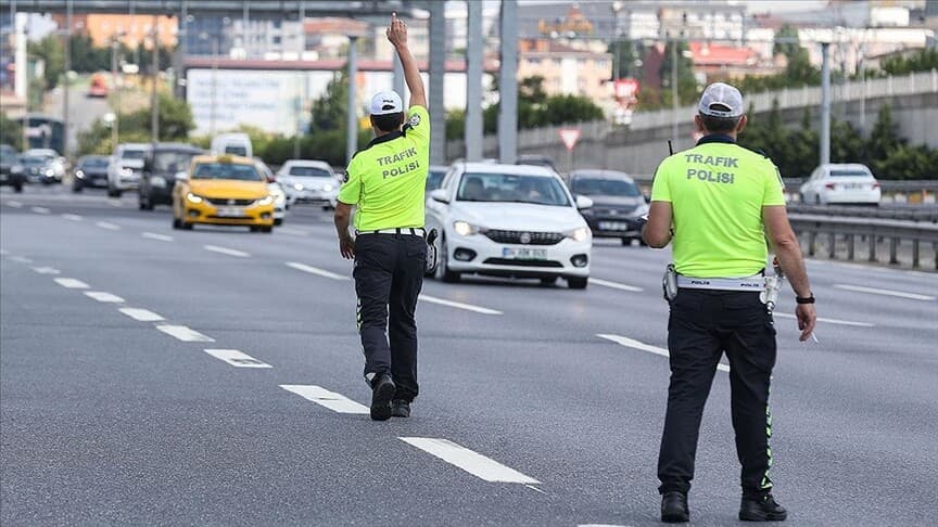 İstanbul'da bazı yollar 14 gün boyunca trafiğe kapalı olacak