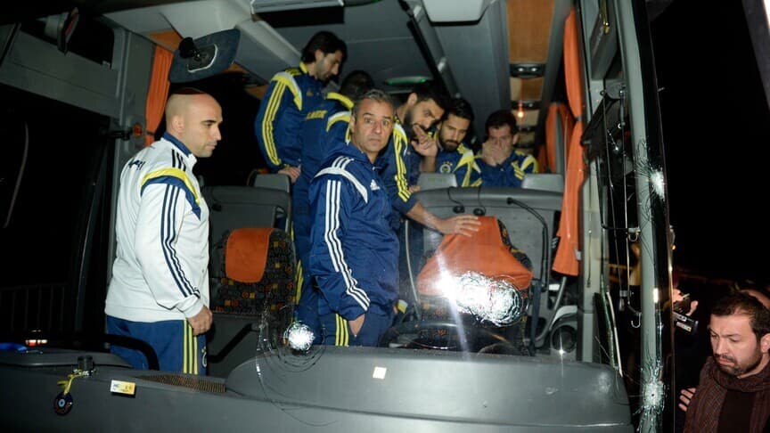 Fenerbahçe otobüsüne saldırı dosyasında 5 şüpheliye operasyon yapıldı