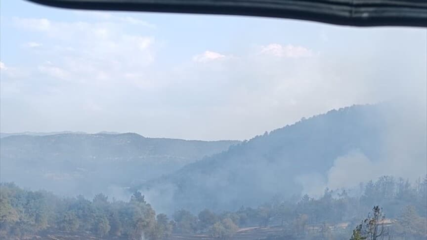 Bolu'da ormanlık alanda yangın söndürme çalışmaları başlatıldı
