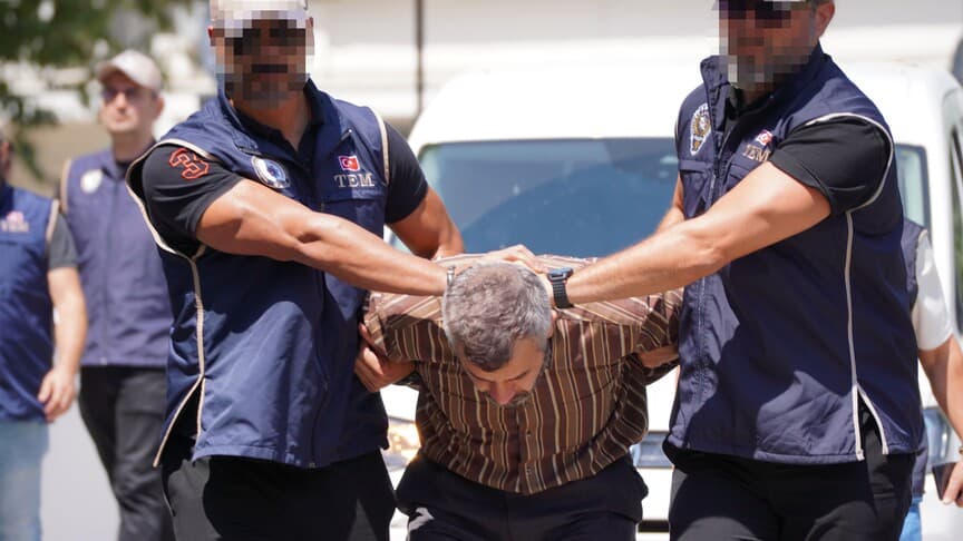 Burkay Karatepe'yi ailesi dağlık alana bıraktı