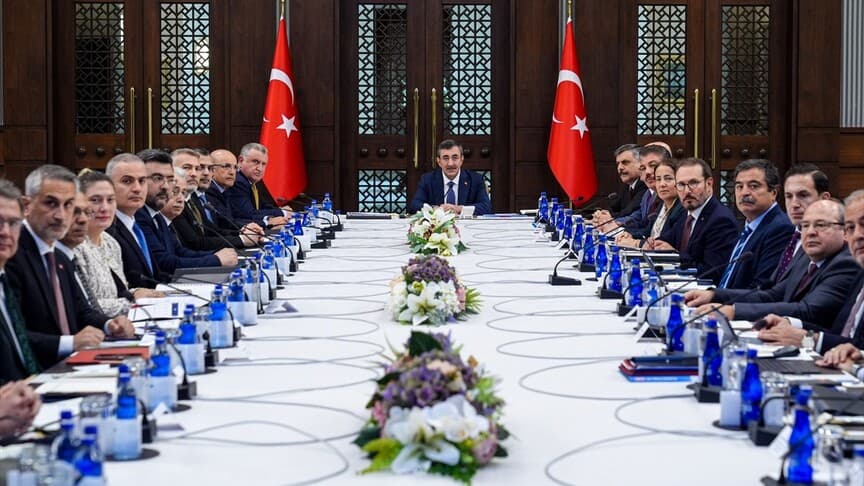 Cumhurbaşkanı Yardımcısı Yılmaz, yasa dışı platformlara müdahale kapasitesini artırdıklarını açıkladı