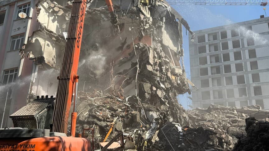 Binaların Yıkılması Yönetmeliği'nde değişiklik yapıldı