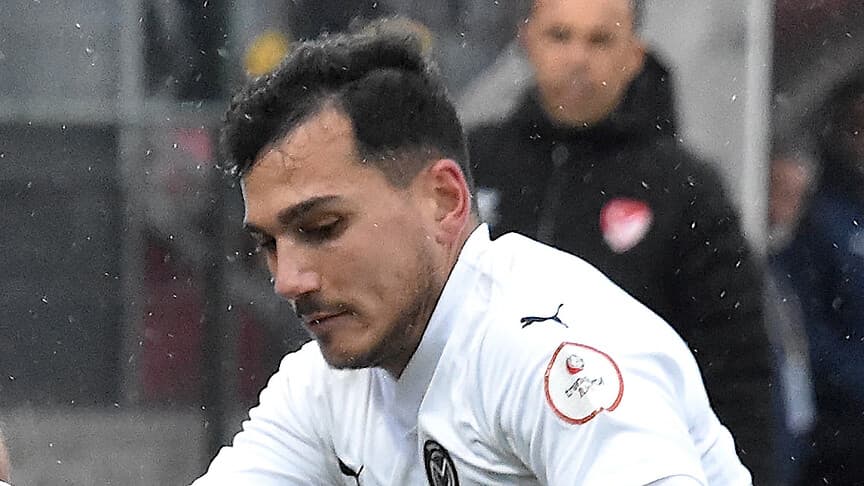 Çaykur Rizespor, Umut Erdem'i kadrosuna kattı