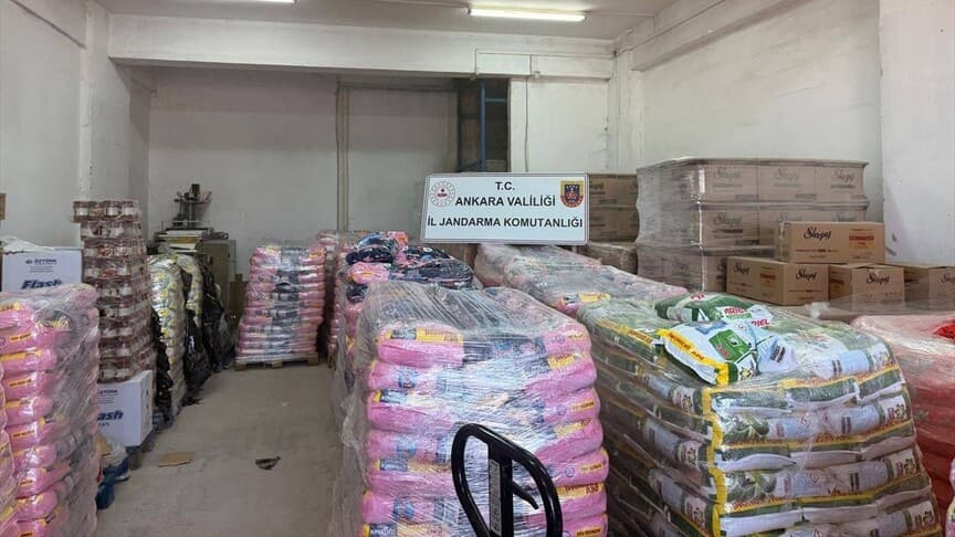 Ankara'da 37 ton sahte deterjan ve kozmetik ürünleri ele geçirildi