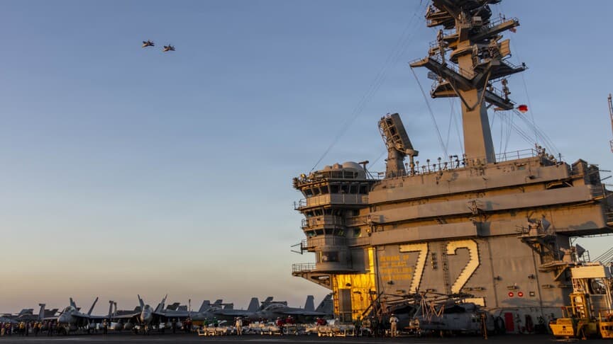 ABD'li senatörler, USS Abraham Lincoln gemisindeki yaşam koşullarını araştıracak