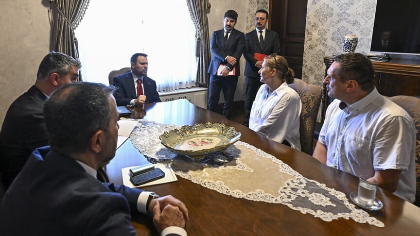 Adalet Bakanı Gürlek, Emir Yuşa'nın ailesiyle görüştü